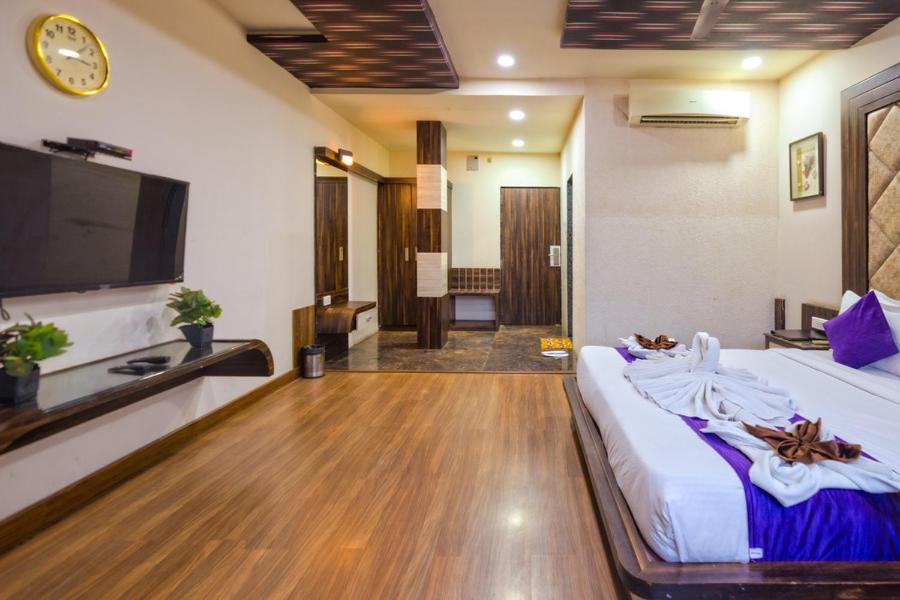 Hotel Sheetal International Rāipur Zewnętrze zdjęcie